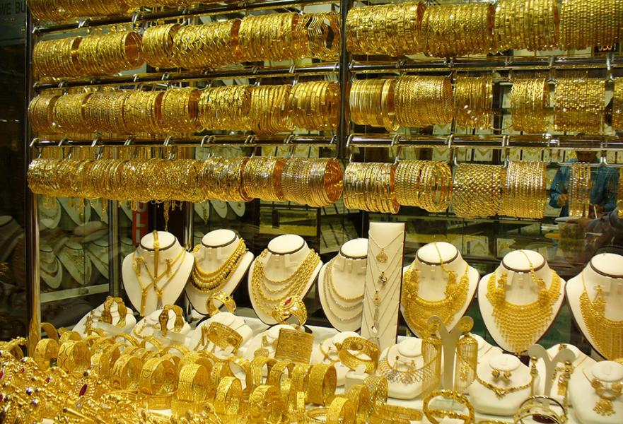 يشهد ركودا غير مسبوق..   سعر غرام الذهب بلغ 400 دينار وارتفاع بـ20 % منذ بداية السنة